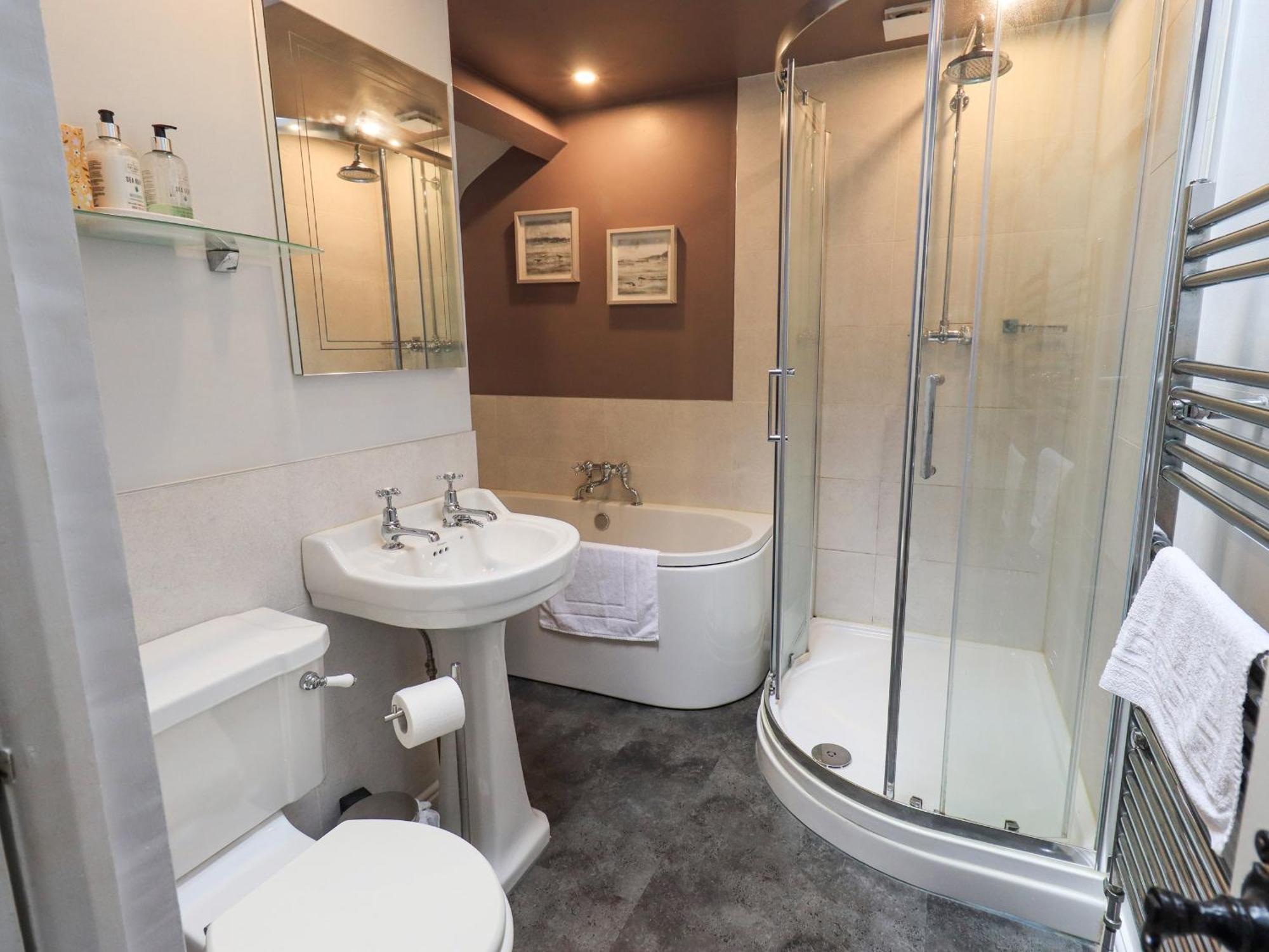 The Mounting Steps Villa Ambleside Bagian luar foto