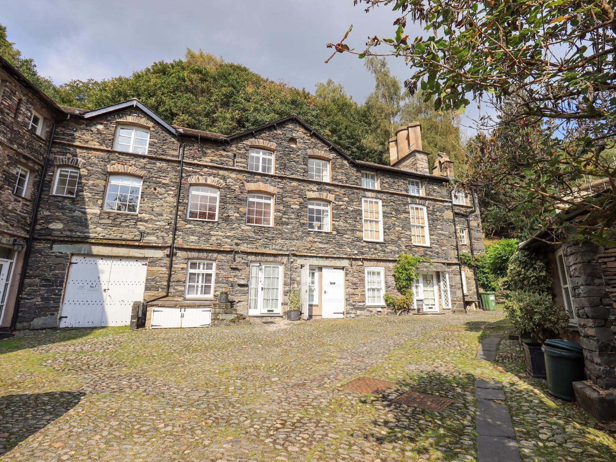 The Mounting Steps Villa Ambleside Bagian luar foto